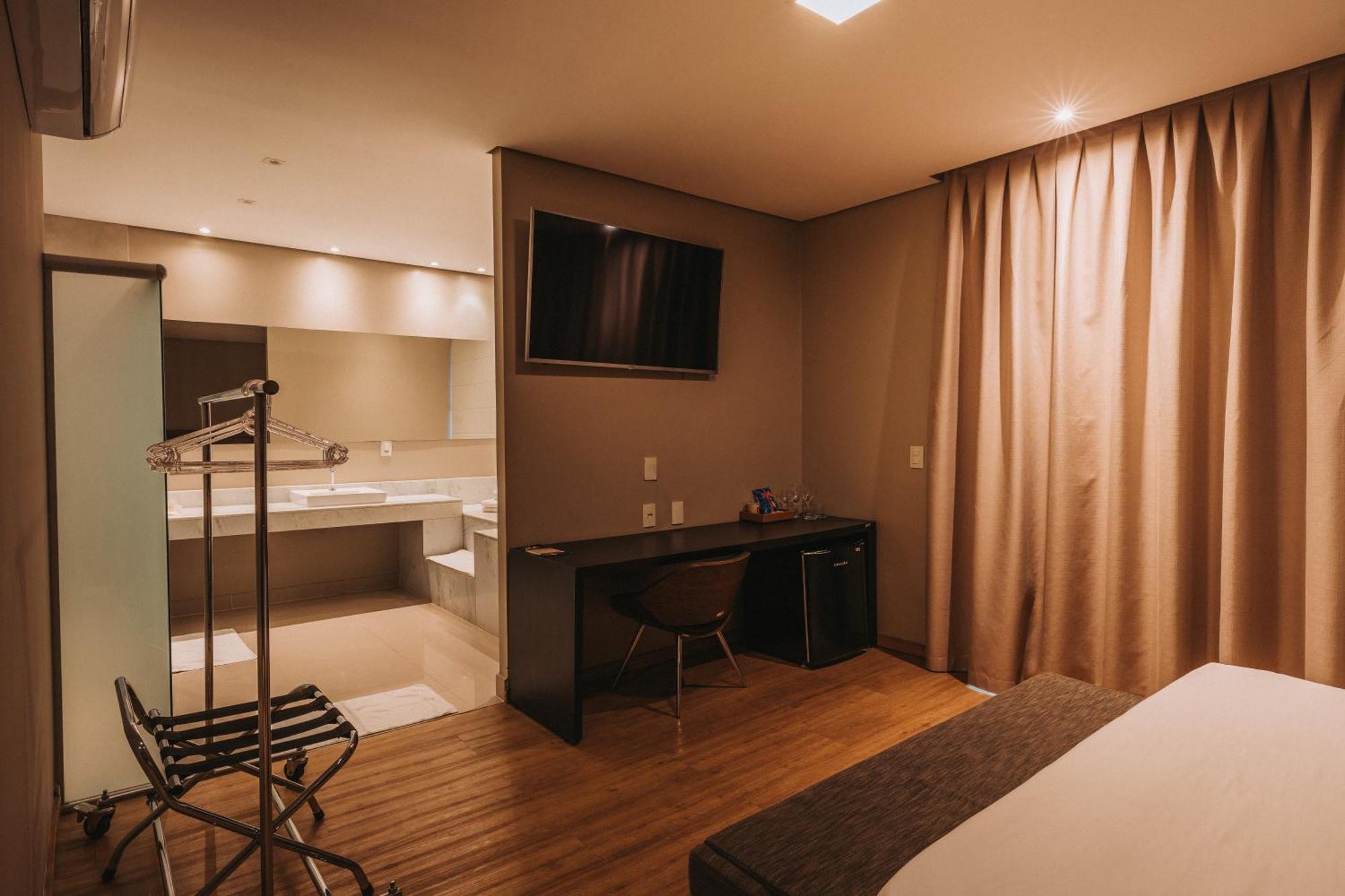 Catuai Hotel Cacoal Luaran gambar