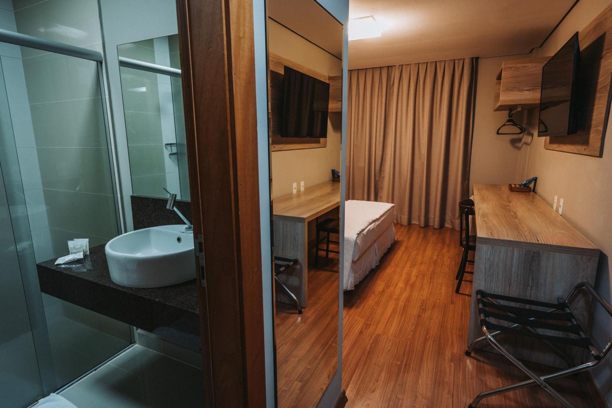 Catuai Hotel Cacoal Luaran gambar